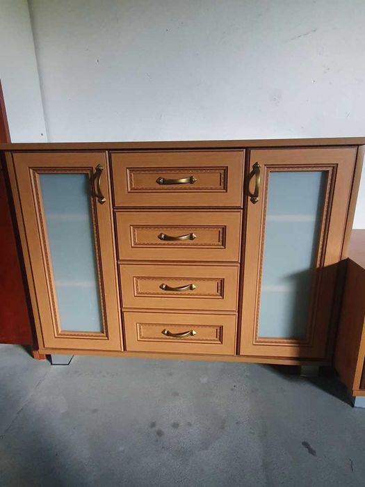 Gablota w dobrym stanie