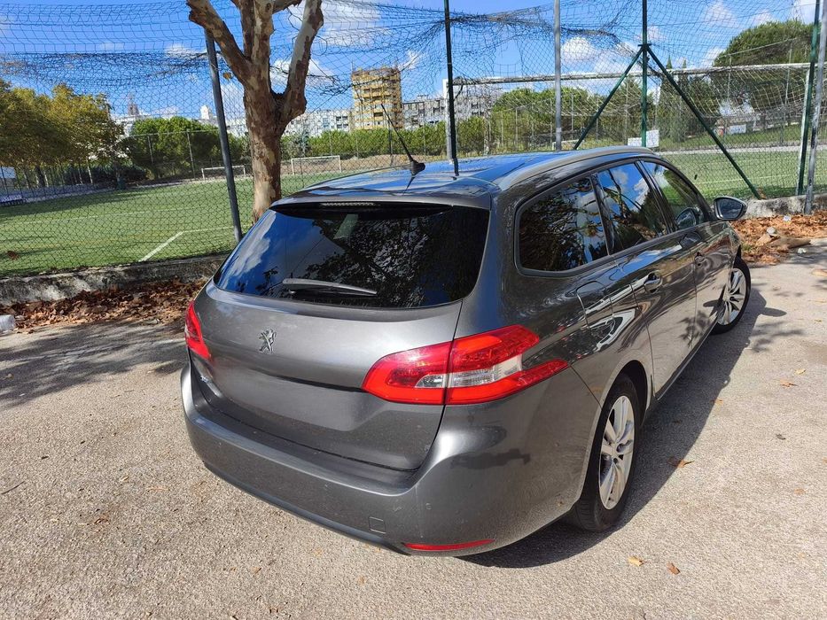 Peugeot 308 SW 1.5 BlueHDi foto 3