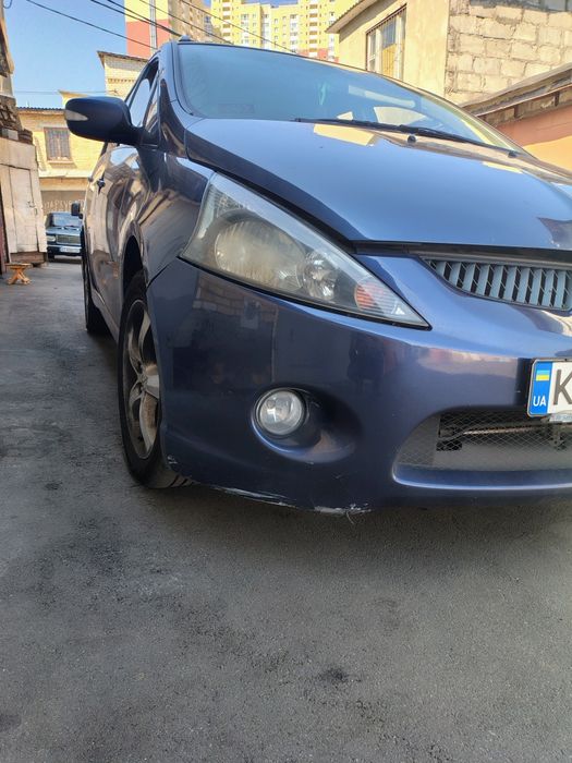 Mitsubishi grandis