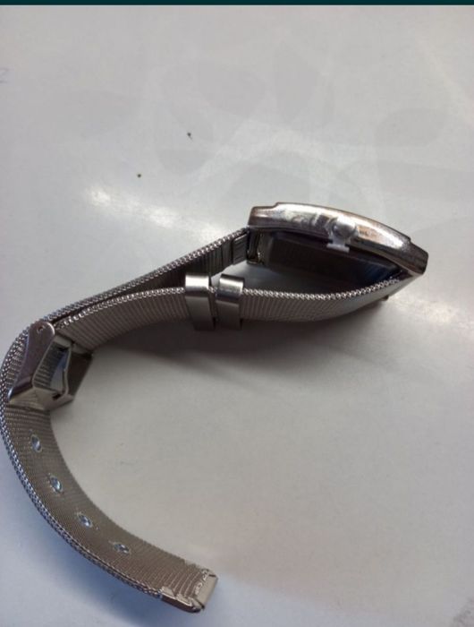 Наручные часы механические  женские