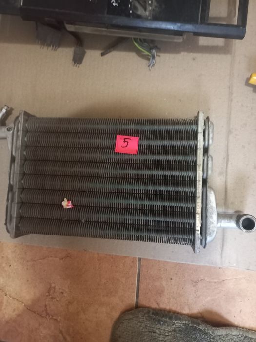 Запчастини до газових котлів.