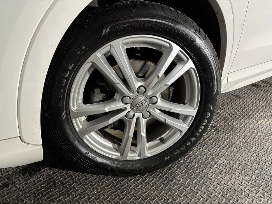 Audi Q3 2.0TDi S-Line Nacional Full Extras