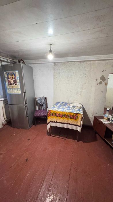 Продається хороша 1/2 частина будинку в районі Мар’янівки.