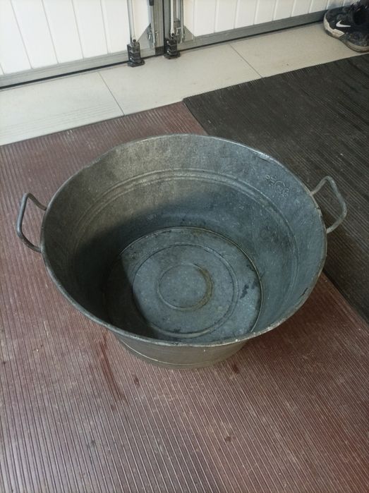 Stara wanienka metalowa
