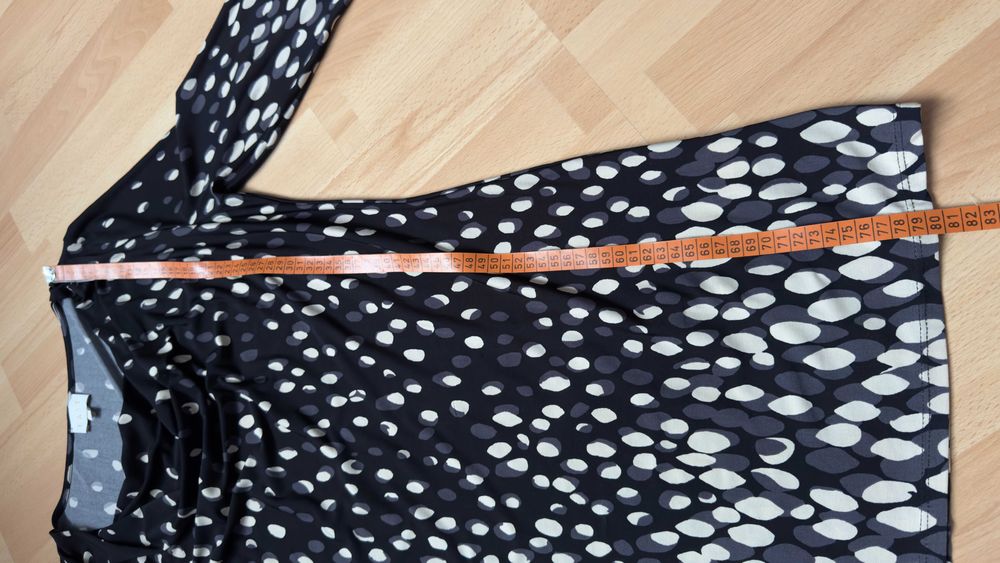 Śliczna tunika firmy East rozmiar M