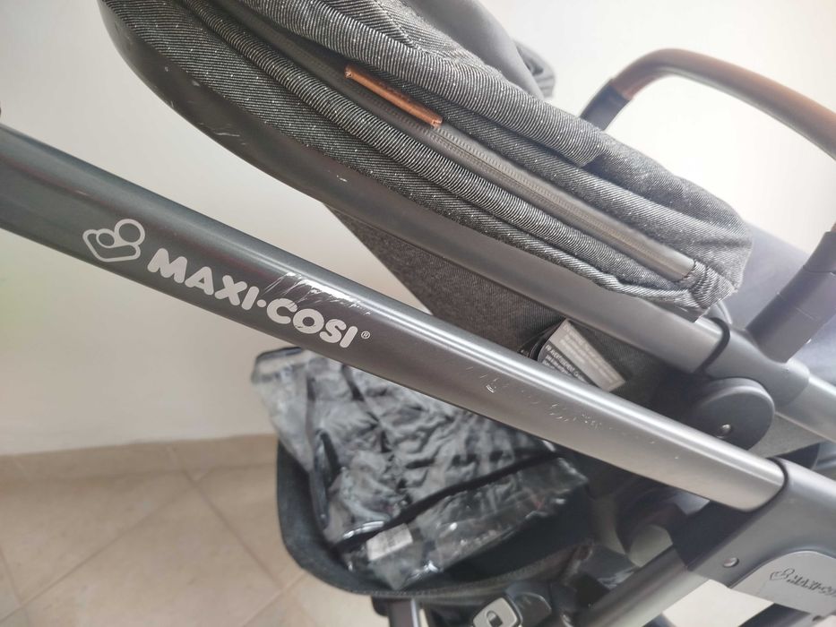 Carrinho Nova 3 + alcofa Jade MaxiCosi