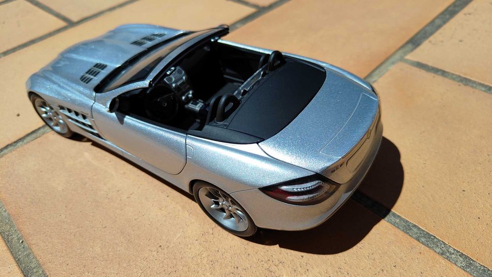 Mercedes Benz SLR Roadster 1/18 Minichamps