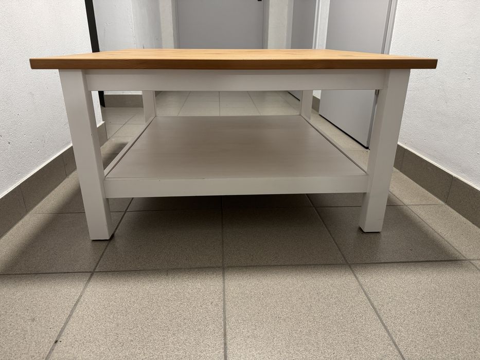 Stolik kawowy HEMNES