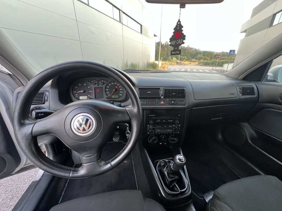 Vendo Volkswagen Golf 4 1.4 16v foto 4