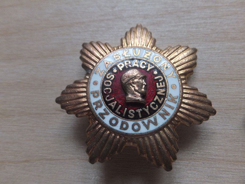 Zlota odznaka Zasłużony Przodownik Pracy Socjalistycznej - rzadka