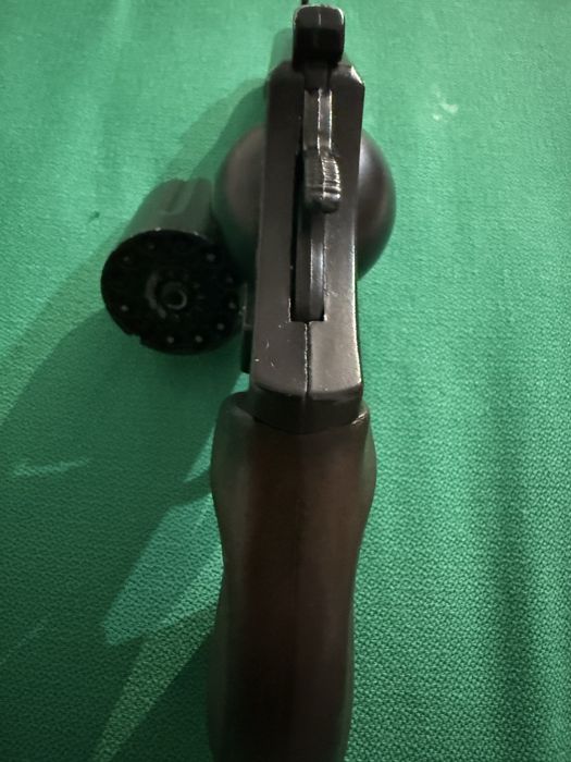 Revolver de fulminantes