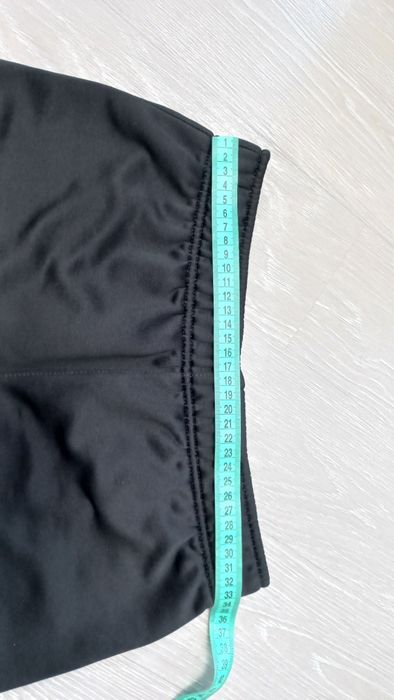 Nike фірмові дитячі штани 158-170