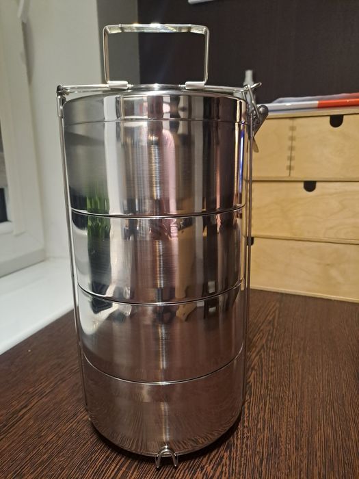 Termos obiadowy akcent