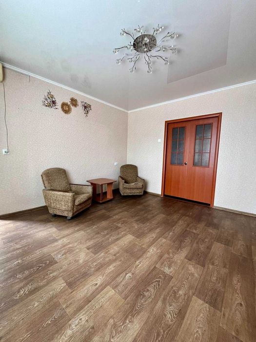 Продаж затишної 2-кімнатної квартири в самому центрі м. Сміла.