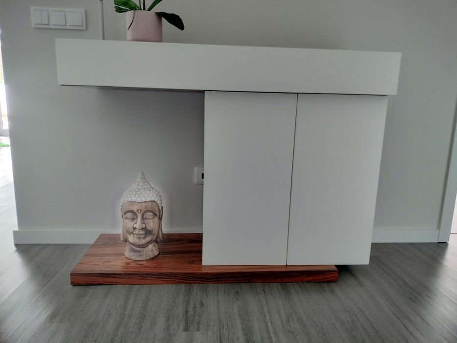 Consola Antarte nova