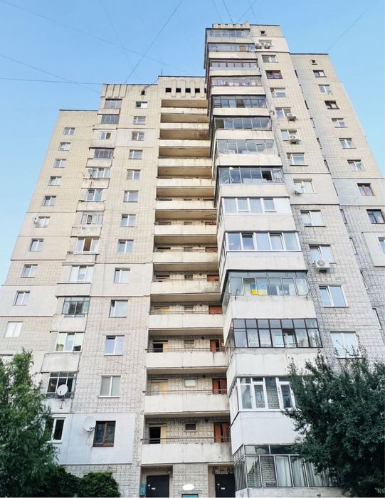 Продається 2 кім квартира/ вул. Полуботка/ 49 кв.м