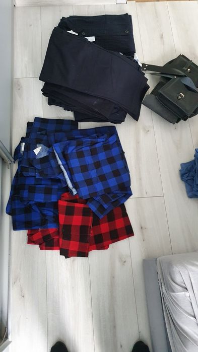 Ubrania robocze koszule spodnie