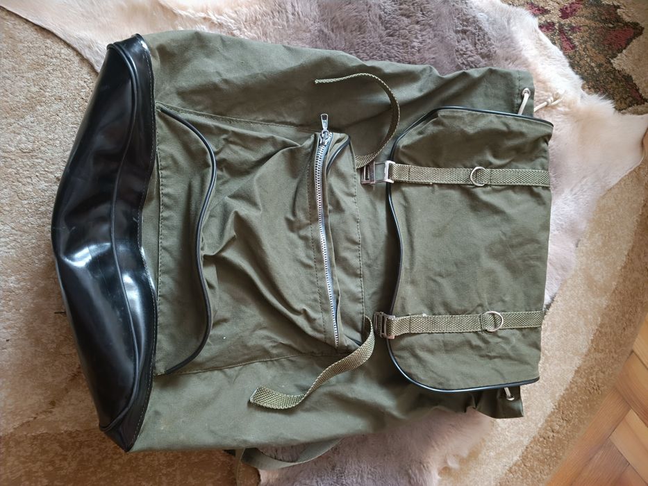 Kultowy plecak turystyczno-harcerski z epoki PRL - Stan vintage - Niezawodny klasyk Bushcraft