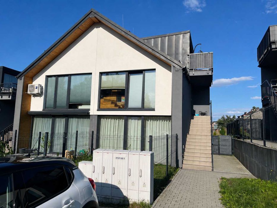 Nowoczesne, dwupoziomowe mieszkanie z ogródkiem i balkonem – 61 m² | Wysoki standard | Świetna lokalizacja