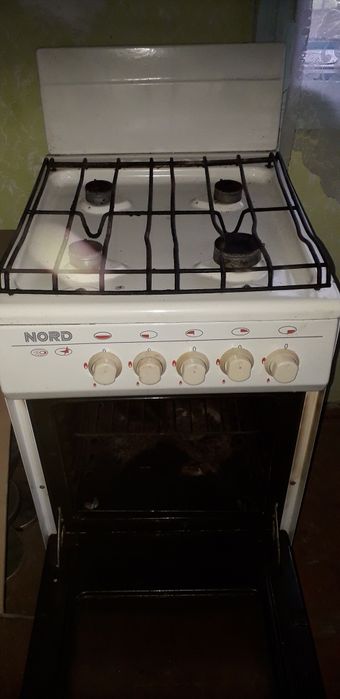 Продам газову пічку