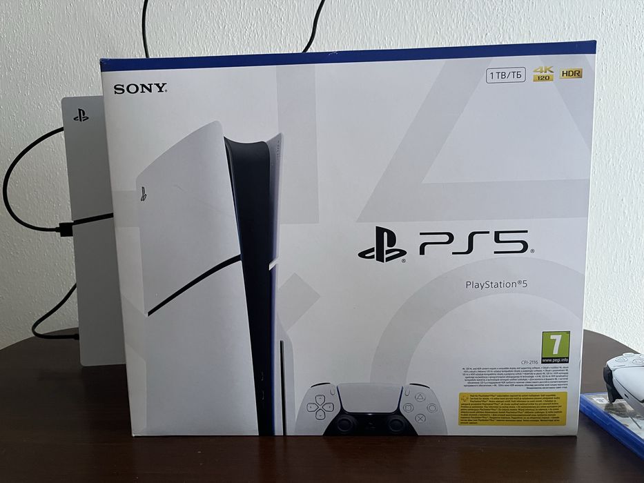 Продам пс 5 ідеальний стан Slim