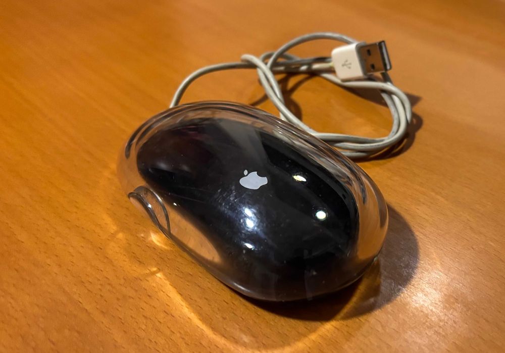 Mouse da Apple - Pro Mouse - €22,5 com portes incluídos.