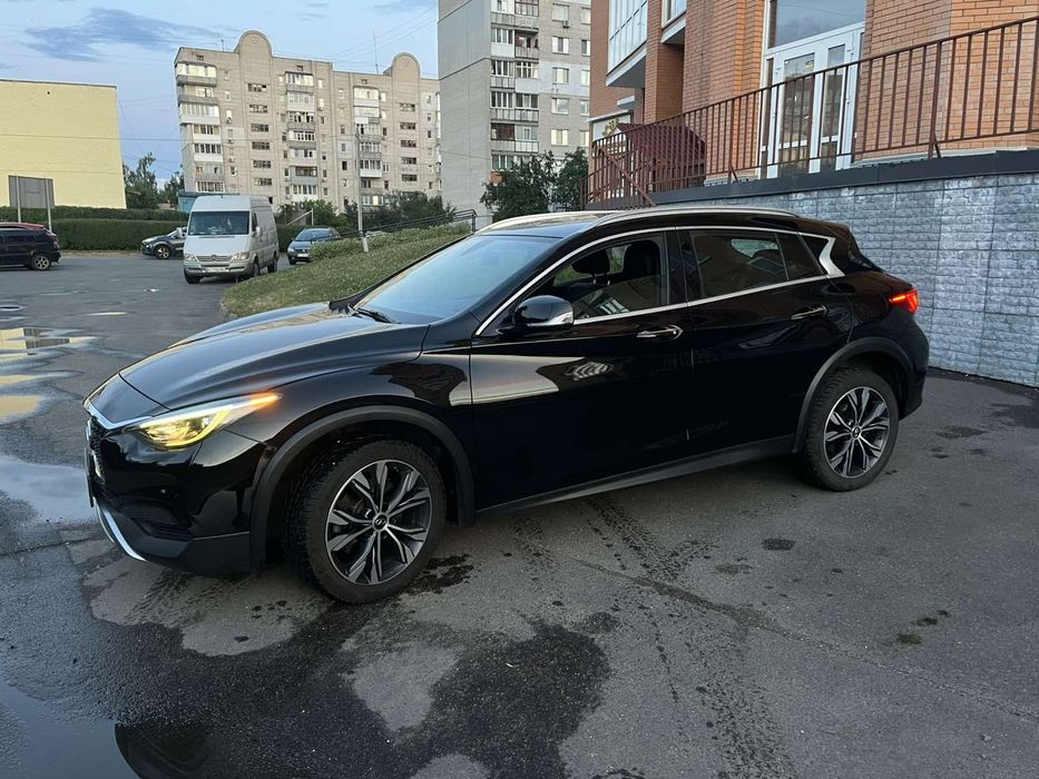 Продам Infiniti 2017 рік QX 30