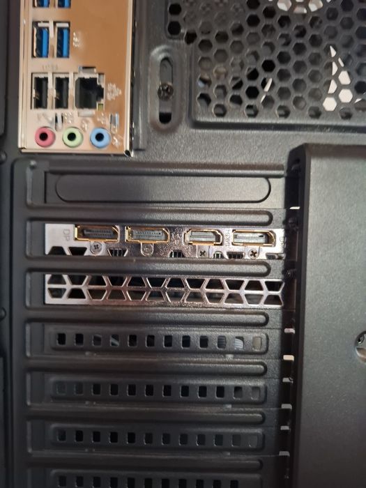 Komputer Windows 10 Home, Gtx 1660 Super , AMD Ryzen 5