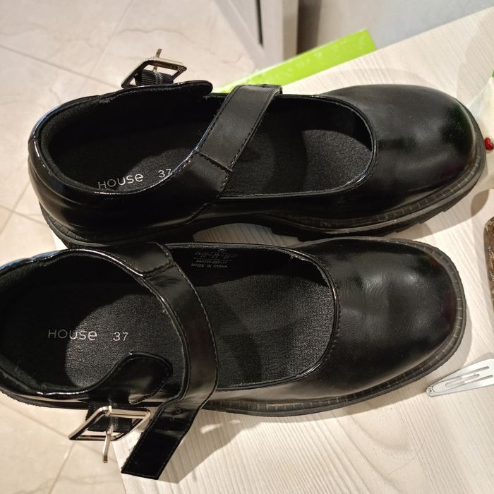 Віддам кому потрібні