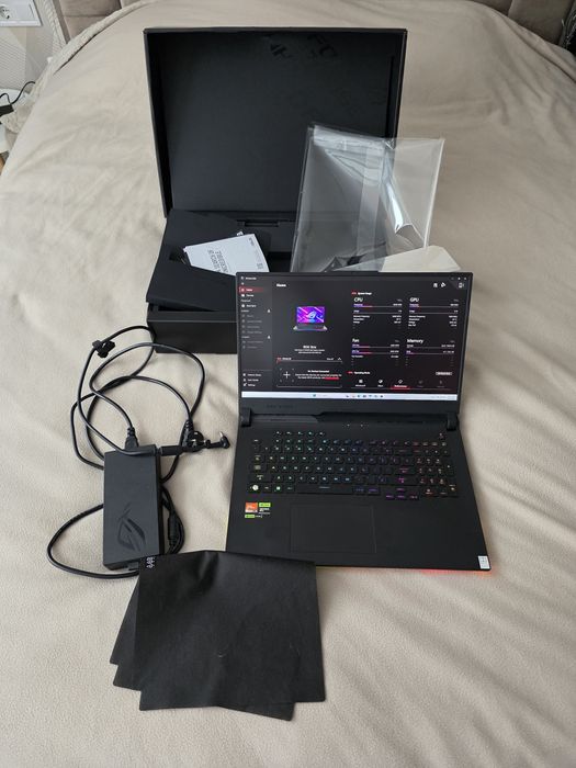 ASUS ROG Strix Scar 17 2023 G733PY RTX4090