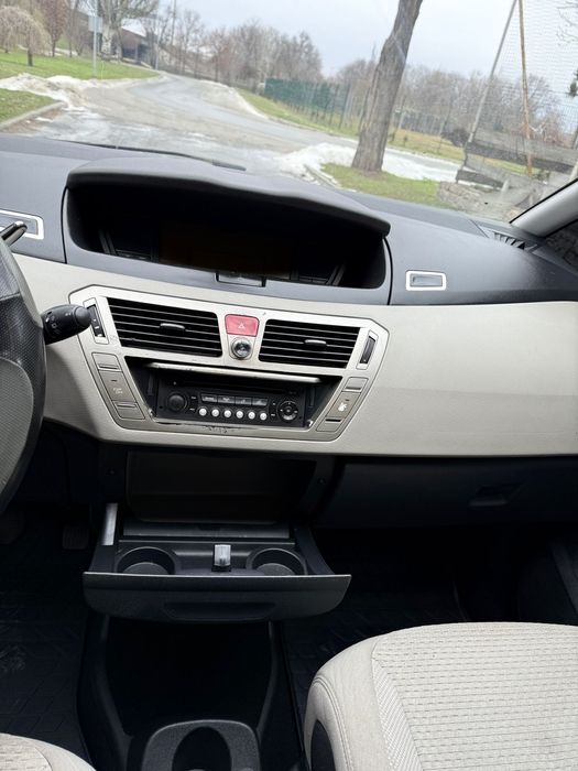 Sitraen С4 grand pikasso