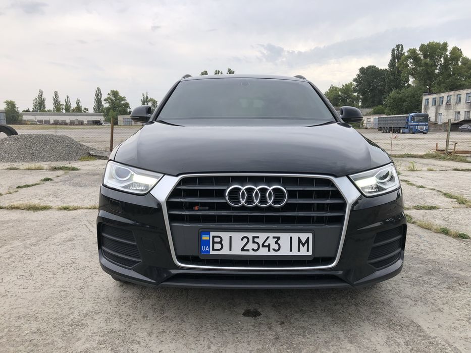 Audi Q3 2017року