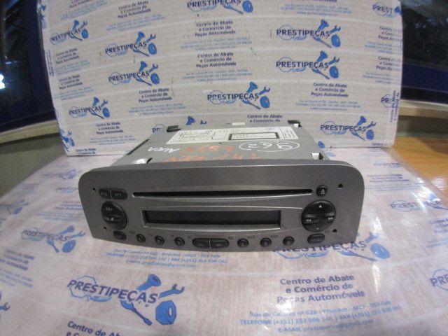 Rádio / auto-rádio ALFA ROMEO 147 (937_)