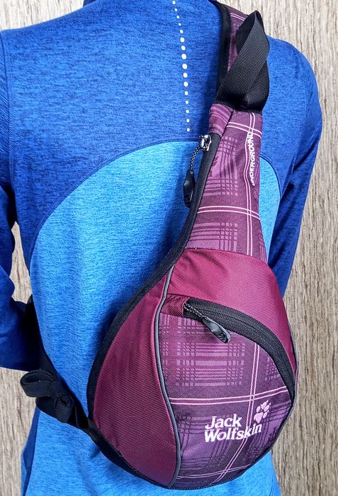 Plecak na jedno ramię Jack Wolfskin Underground damski burgund 4 litr.