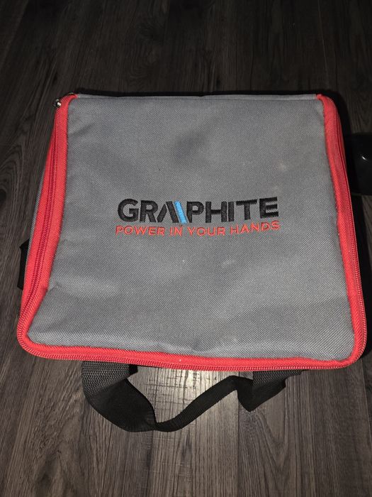 Zestaw Graphite wiertarko-wkrętarka plus latarka