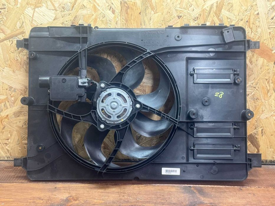 Wentylator chłodnicy Volvo V40 II S60 II V60 I D3 D4 T5