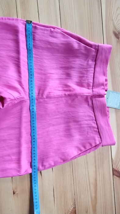 Nowe spodnie, świetny skład, wyższy stan kieszenie rozm.36