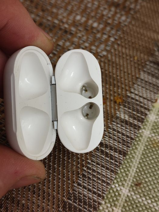 Кейс для навушників в робочому стані