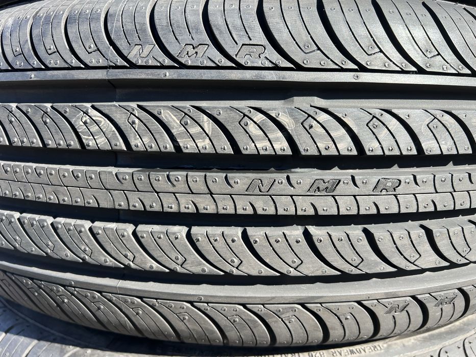 225/65r16 Federal Xtramile xr03 шини всесезонні літні комплект