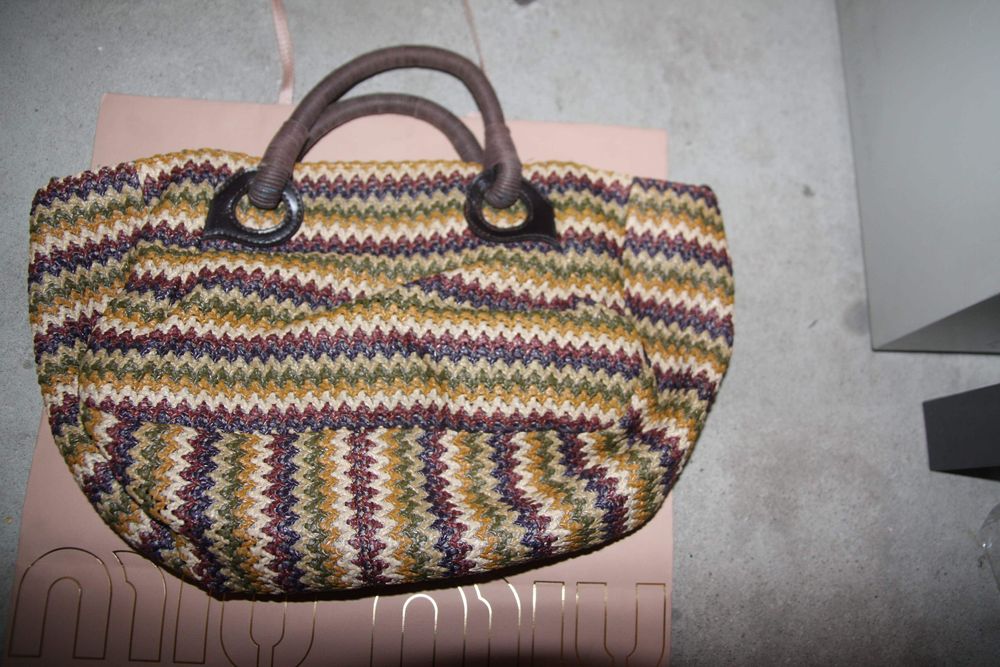 torebka damska z uszkami plecioną