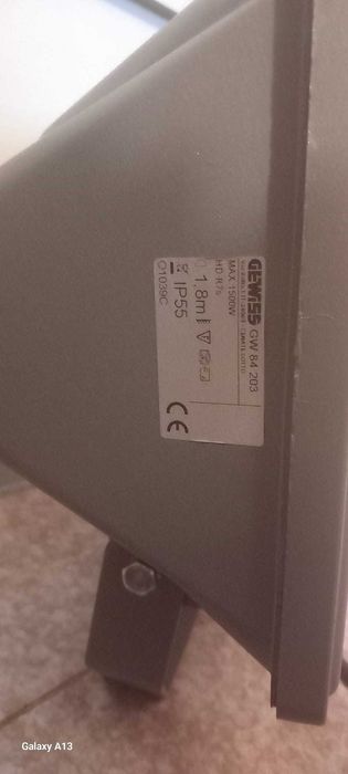 Holofone com boa iluminação