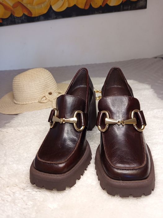 Mocassins Inuovo tamanho 38 novo