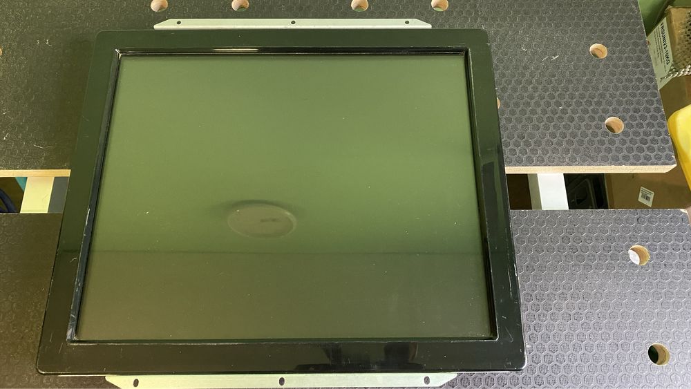 Монітор сенсорний для банкоматів терміналів