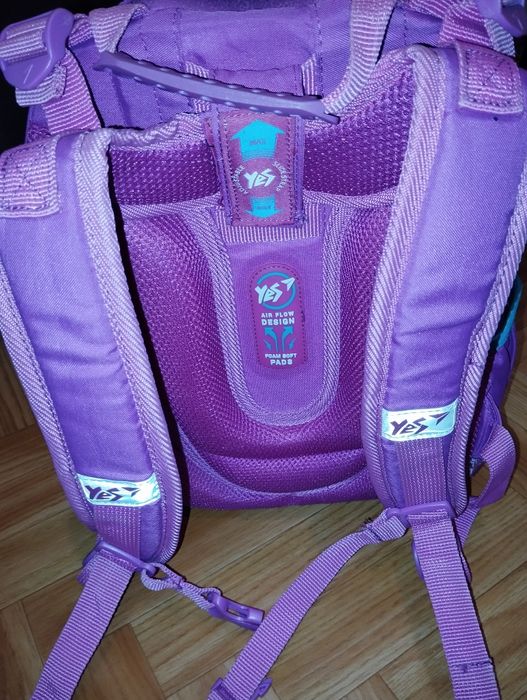 Продам рюкзак 1-4 класс фирма Yes