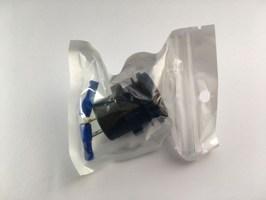 Автомобильная Usb зарядка QC 3.0 , Type-C , розетка в авто 12 - 24 V