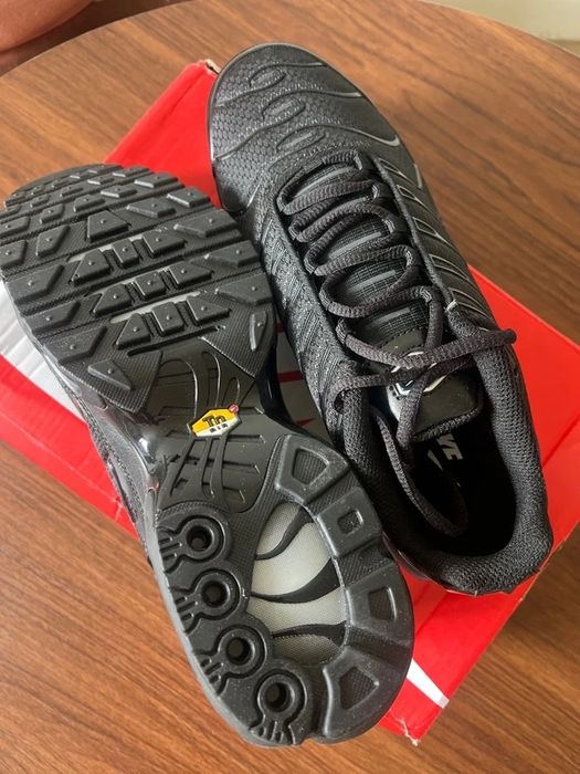Nike Air Max Plus - 42