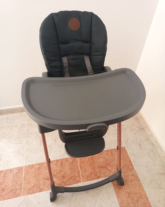 Cadeira de refeição Maxi-Cosi