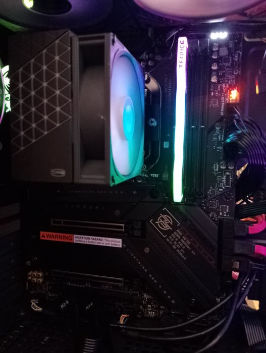 материнка msi  x 670 e опис !