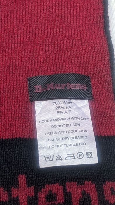 Шарф  Dr.Martens оригінал