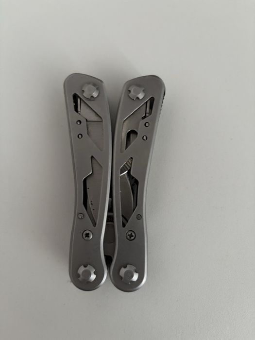 Narzedzie wielofunkcyjne stanley